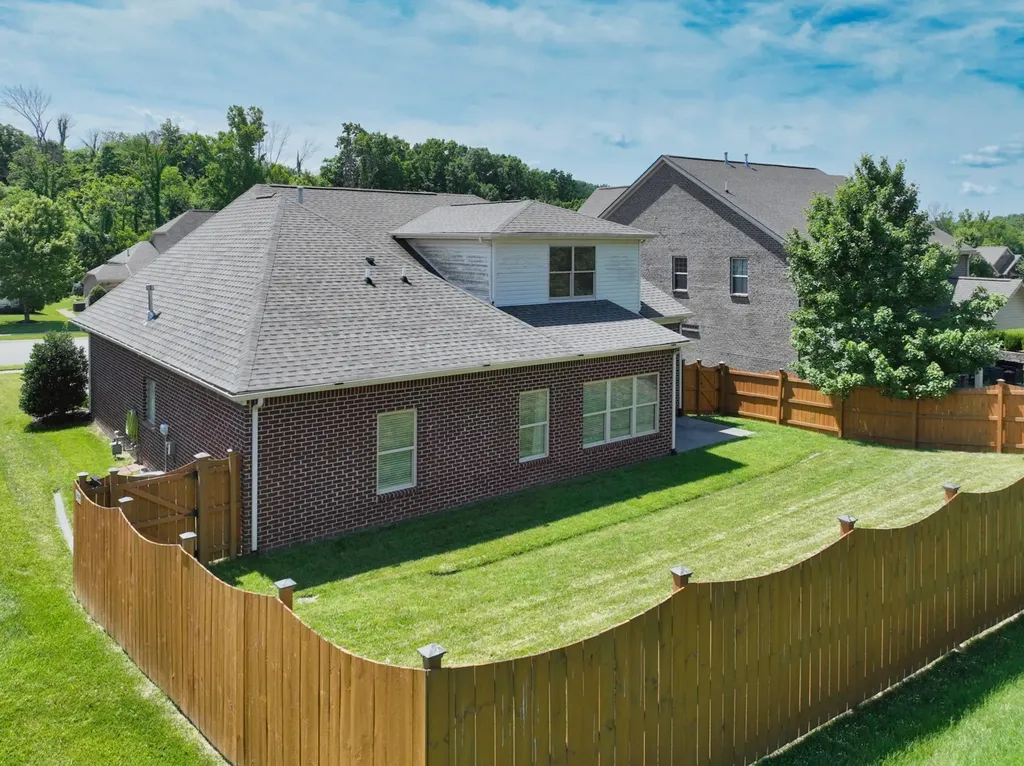223 Meandering Drive Lebanon TN 37090