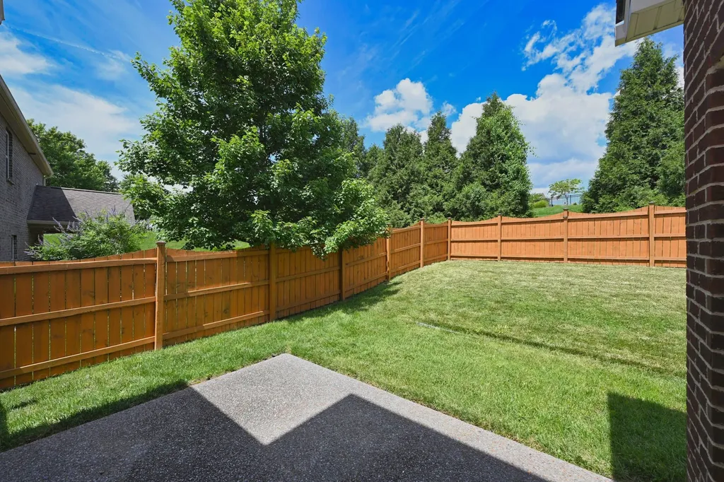 223 Meandering Drive Lebanon TN 37090