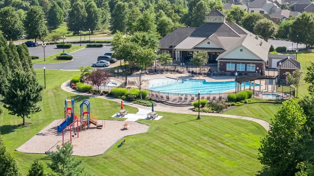 223 Meandering Drive Lebanon TN 37090