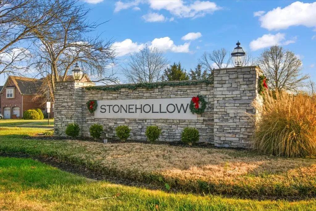 1042 Stonehollow Way Mount Juliet TN 37122
