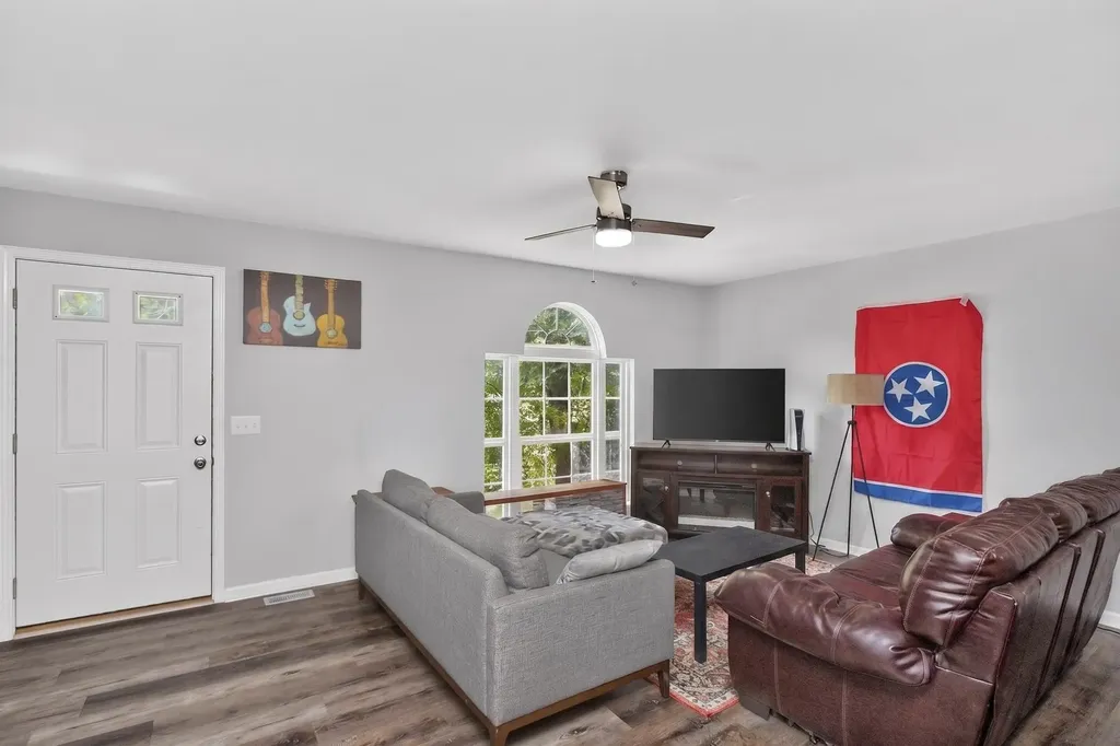 318A Melvin Jones Drive Nashville TN 37217