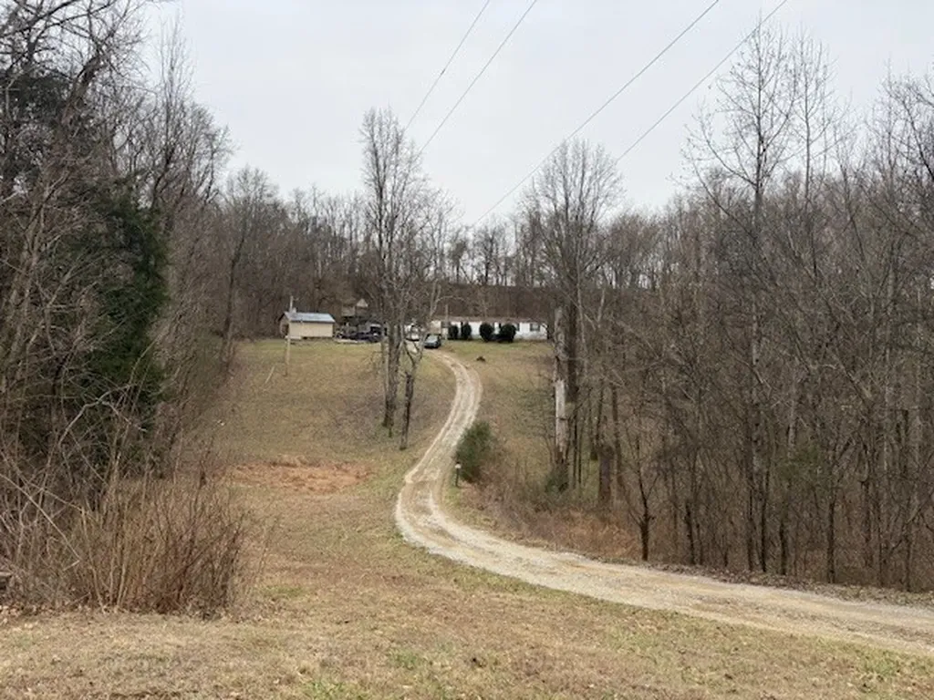 6437 Peytonsville Arno Road College Grove TN 37046