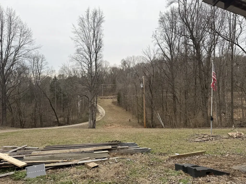 6437 Peytonsville Arno Road College Grove TN 37046