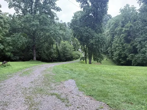 6437 Peytonsville Arno Road College Grove TN 37046