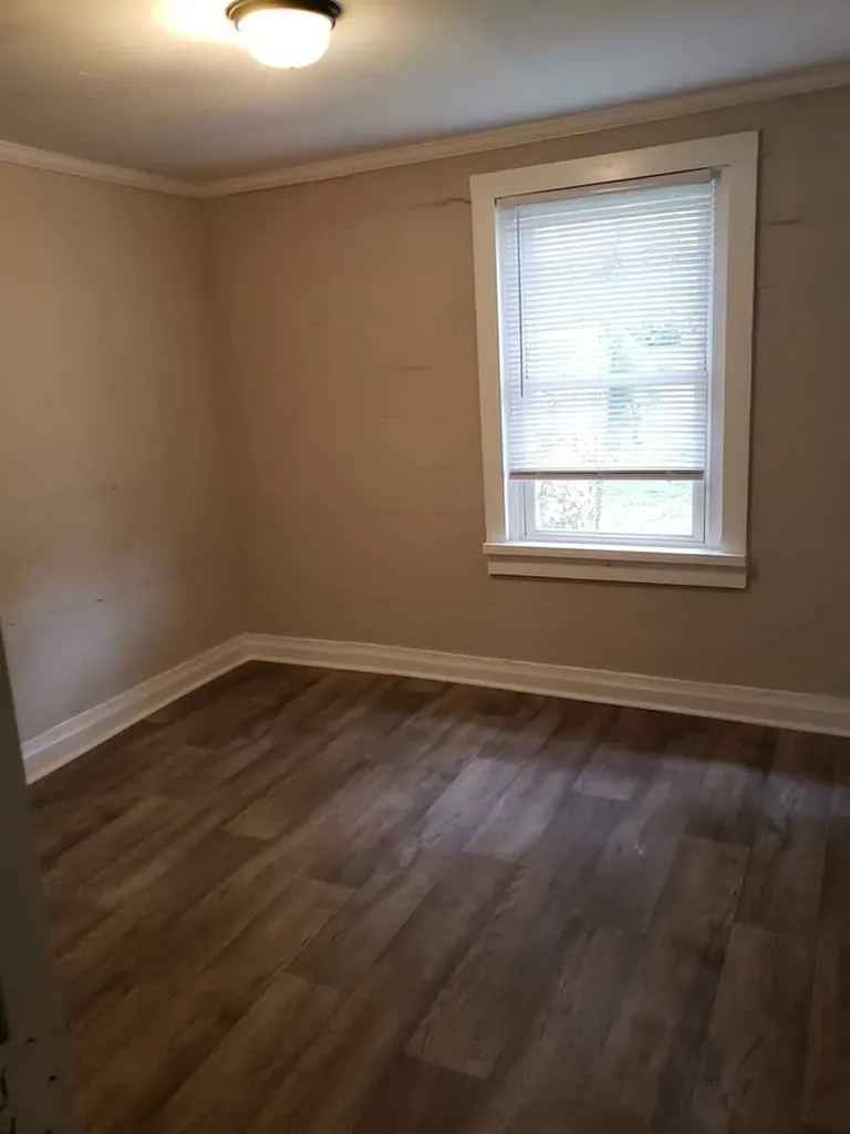 1119 Comstock Avenue Columbia TN 38401