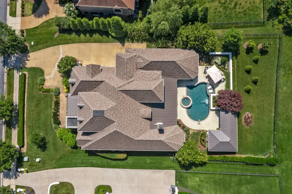 835 Windstone Boulevard Brentwood TN 37027