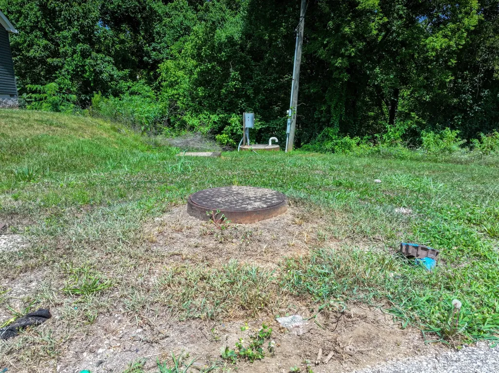 100 Riverview Drive Loudon TN 37774