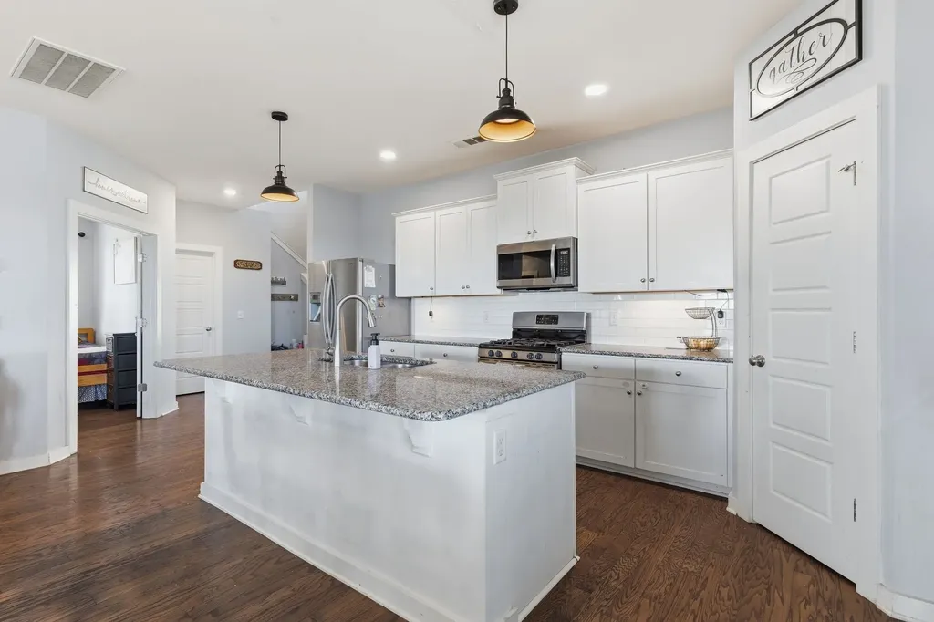 300 Blackthorn Lane Gallatin TN 37066