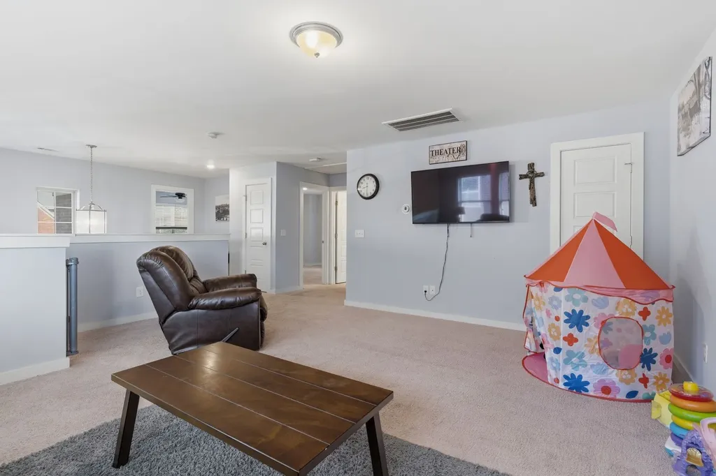 300 Blackthorn Lane Gallatin TN 37066