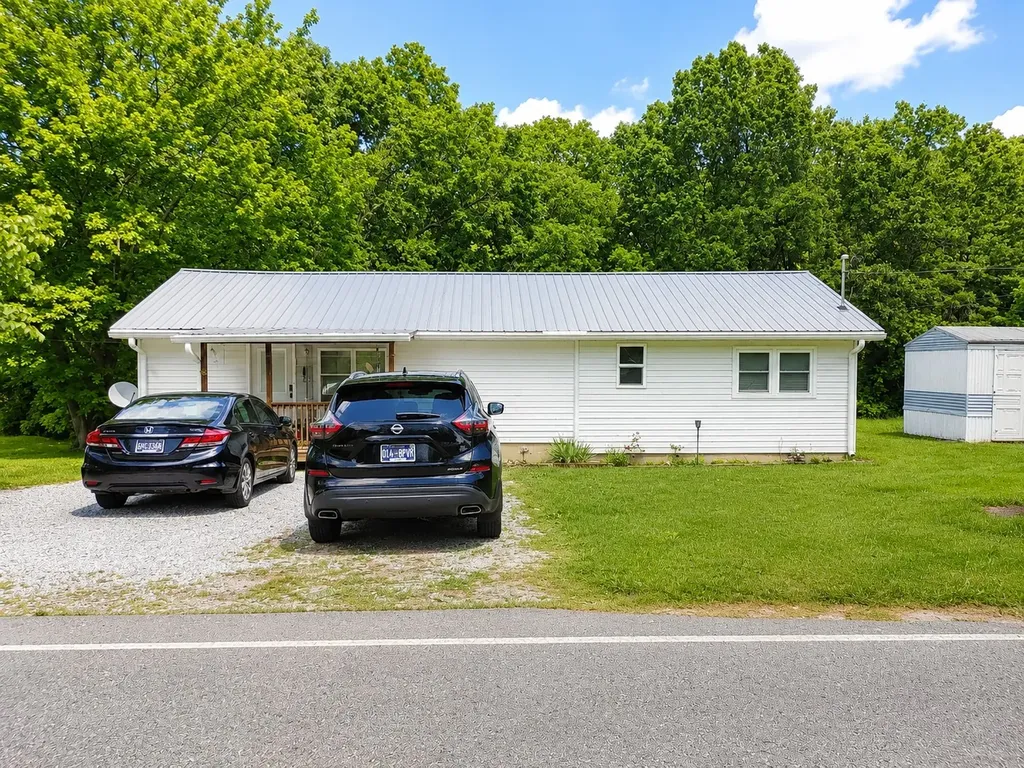 4052 Highland Lane Crossville TN 38555