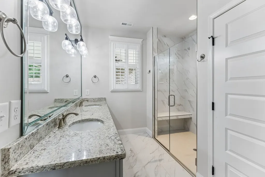 5000 Harbor Reserve Cove Hermitage TN 37076
