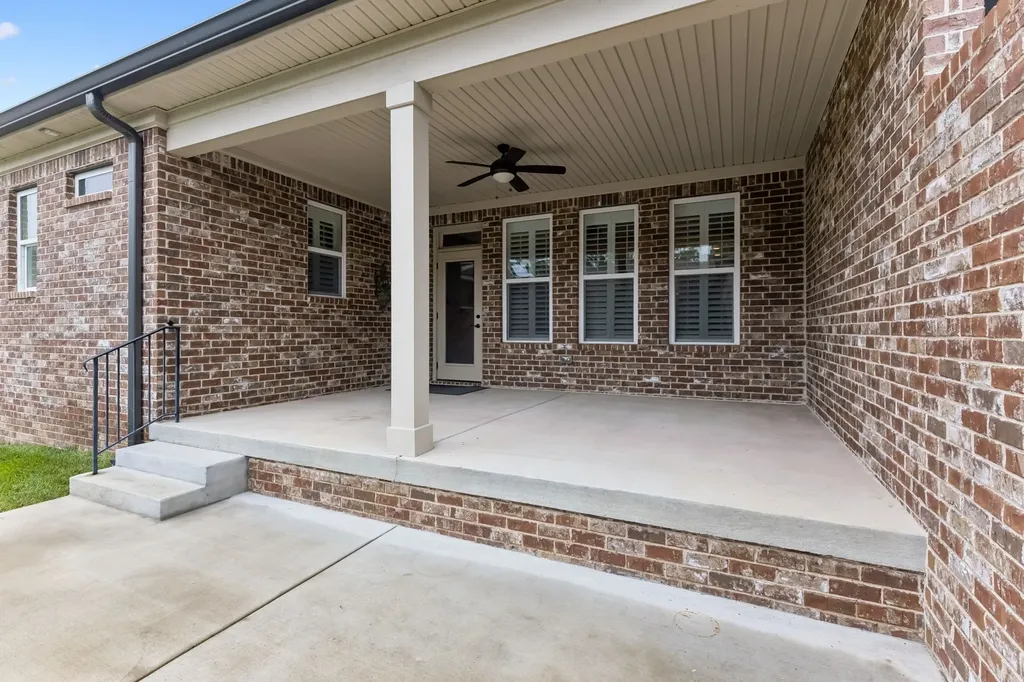 5000 Harbor Reserve Cove Hermitage TN 37076