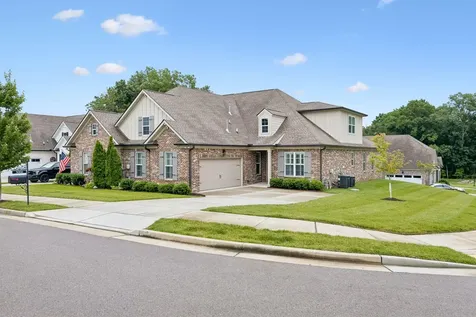 5000 Harbor Reserve Cove Hermitage TN 37076