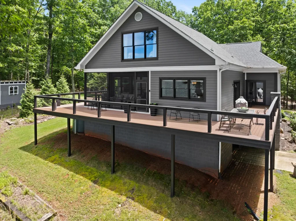 2245 Ravens Den Road Sewanee TN 37375