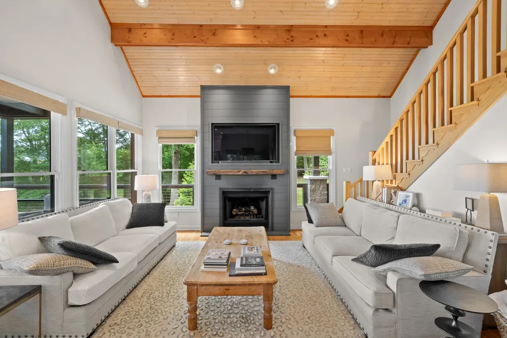 2245 Ravens Den Road Sewanee TN 37375