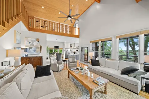2245 Ravens Den Road Sewanee TN 37375