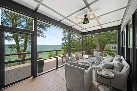2245 Ravens Den Road Sewanee TN 37375