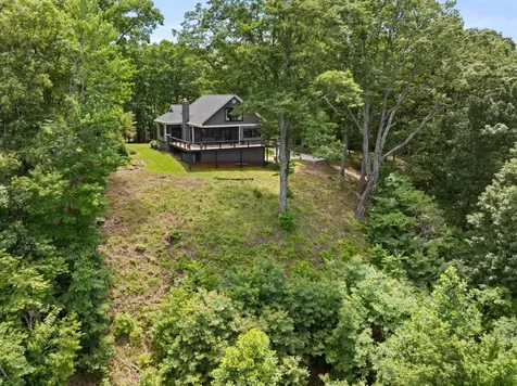 2245 Ravens Den Road Sewanee TN 37375