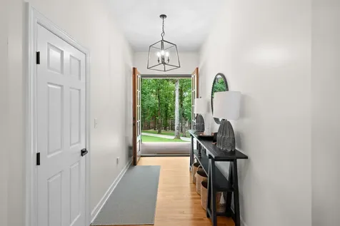 2245 Ravens Den Road Sewanee TN 37375