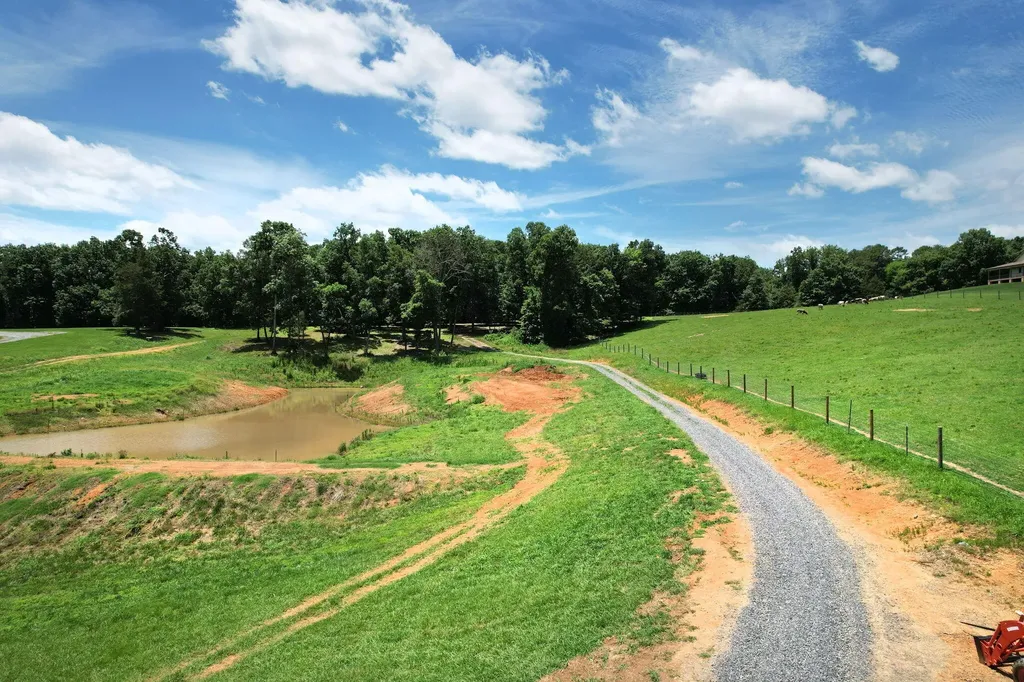4 Hughes Road, SE Cleveland TN 37323