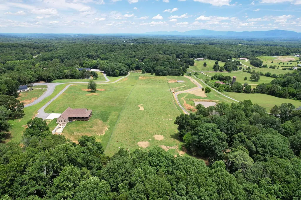 4 Hughes Road, SE Cleveland TN 37323