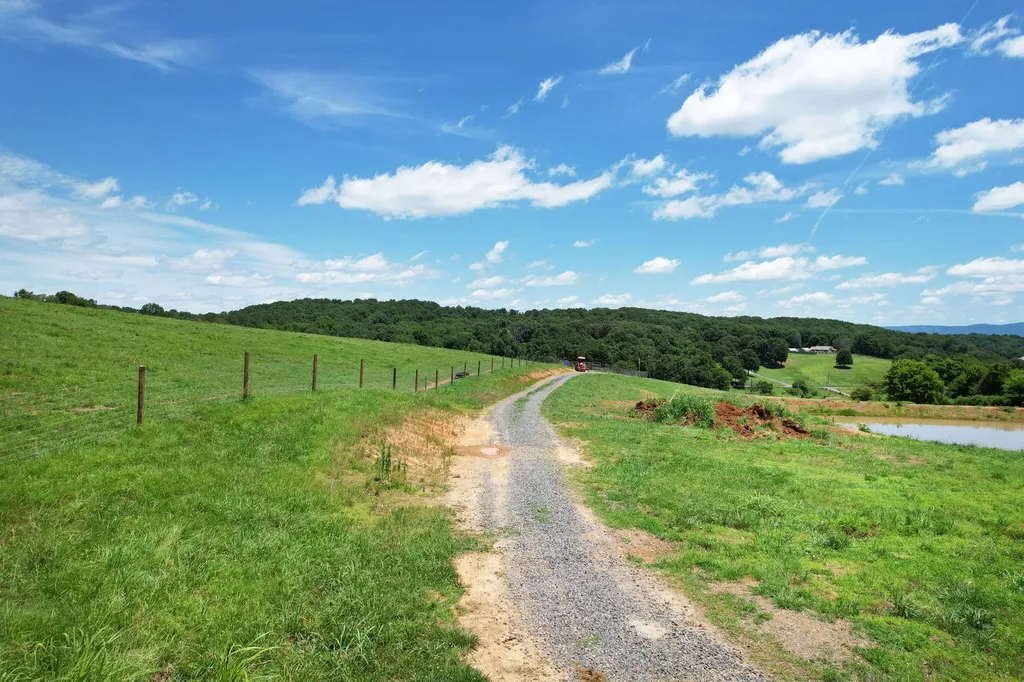 4 Hughes Road, SE Cleveland TN 37323