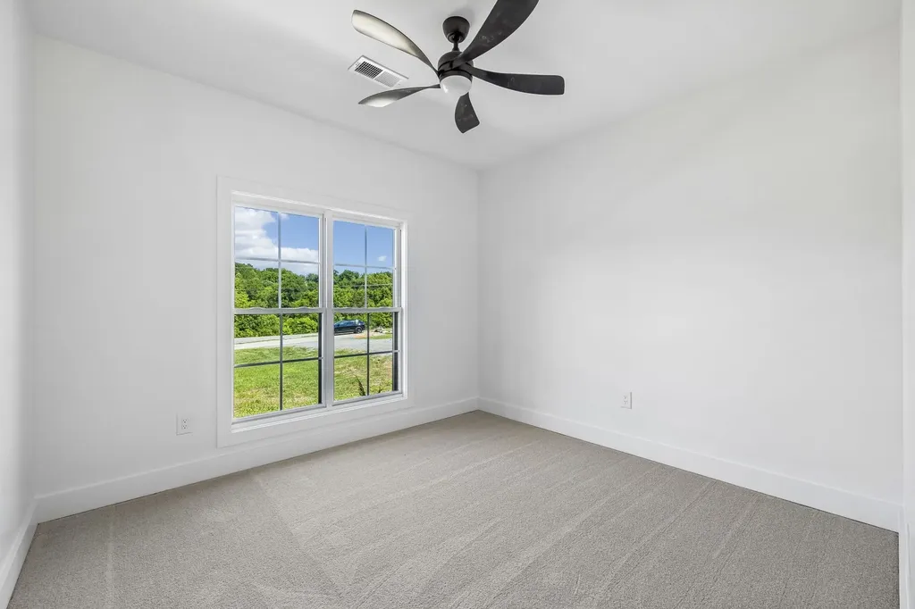8465 Hartsville Pike Lebanon TN 37087