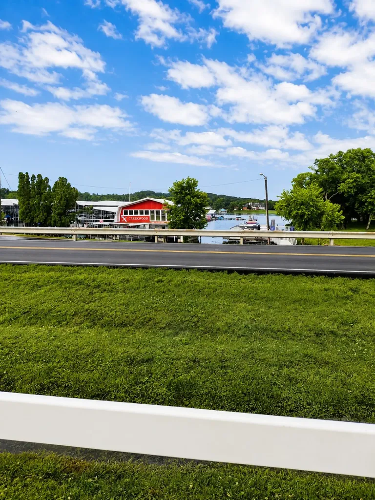 250 Sanders Ferry Road Hendersonville TN 37075