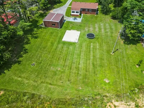 605 N Russell Street Portland TN 37148