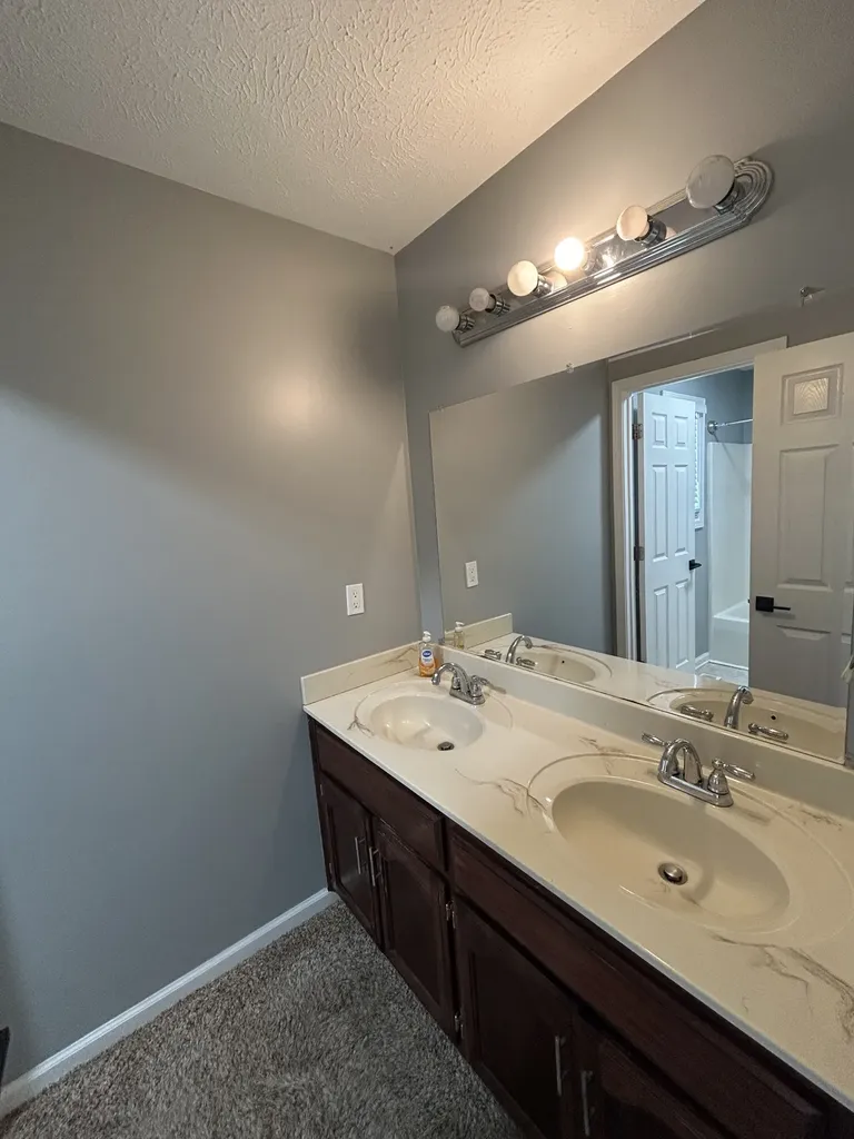 808 Leigh Ann Drive Clarksville TN 37042