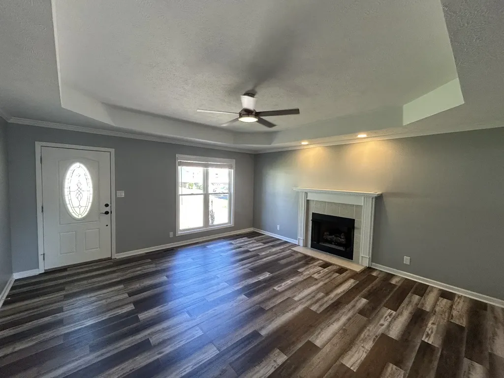 808 Leigh Ann Drive Clarksville TN 37042