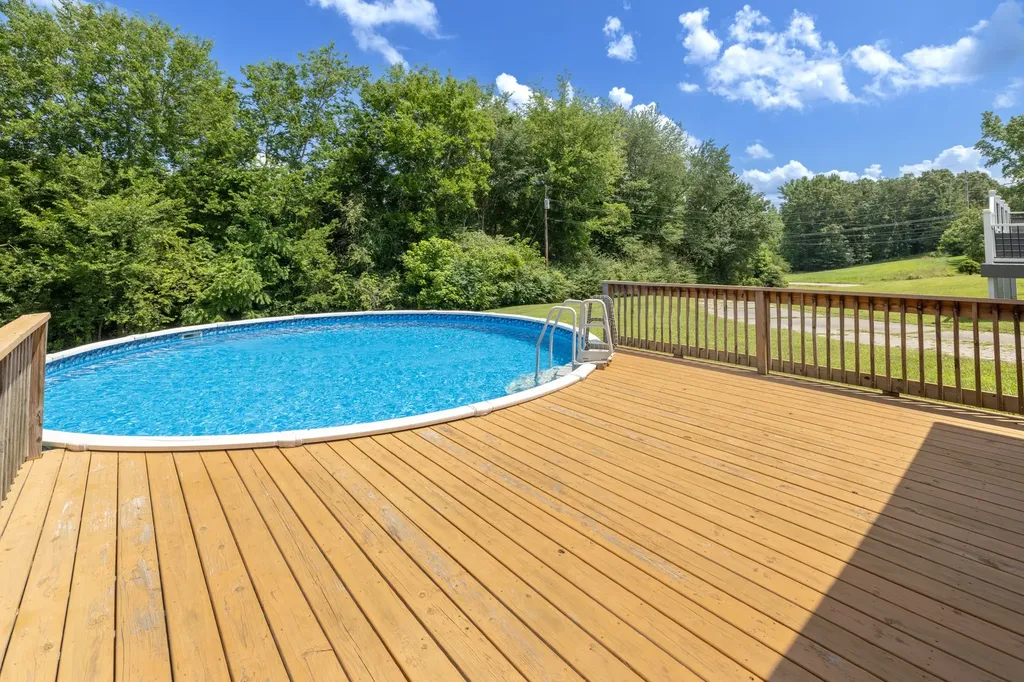 34 Dunn Road Leoma TN 38468