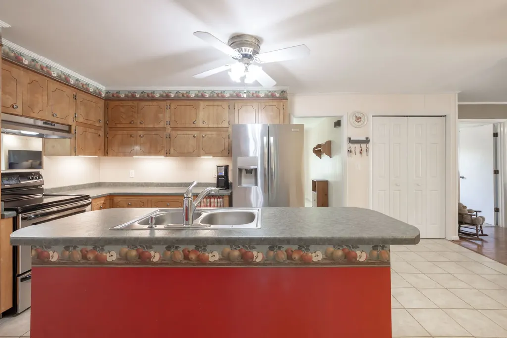 34 Dunn Road Leoma TN 38468