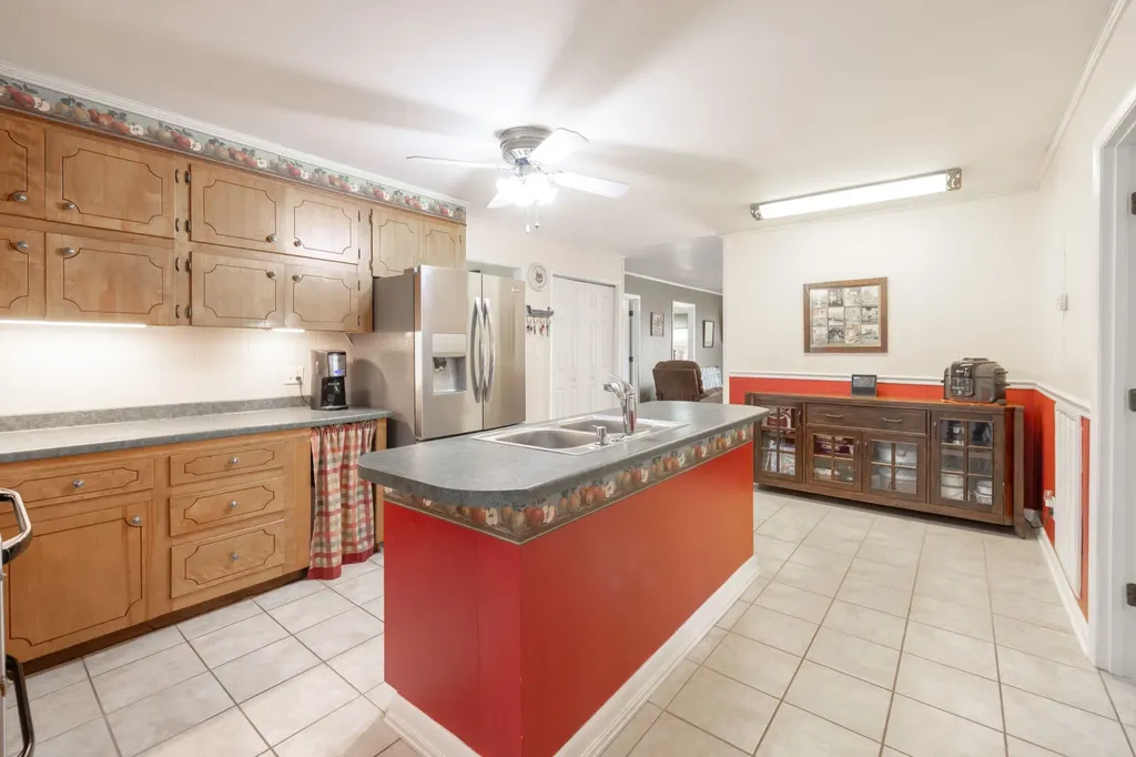 34 Dunn Road Leoma TN 38468