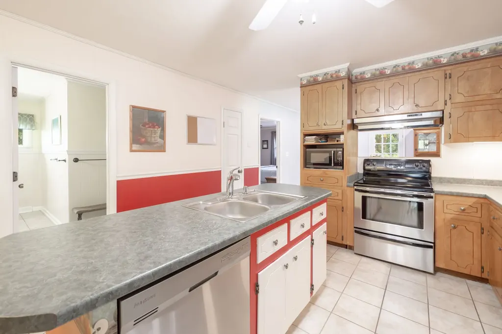 34 Dunn Road Leoma TN 38468