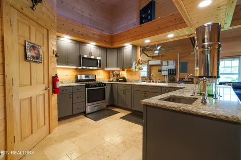 1302 Cummingsville/sparkmantown Road Doyle TN 38559