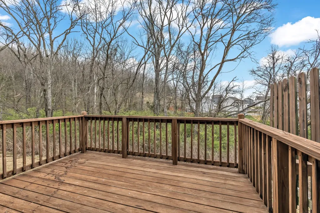 942 Millstream Dr, N Nashville TN 37218