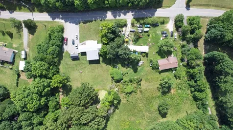 4368 Old Metal Road Palmyra TN 37142