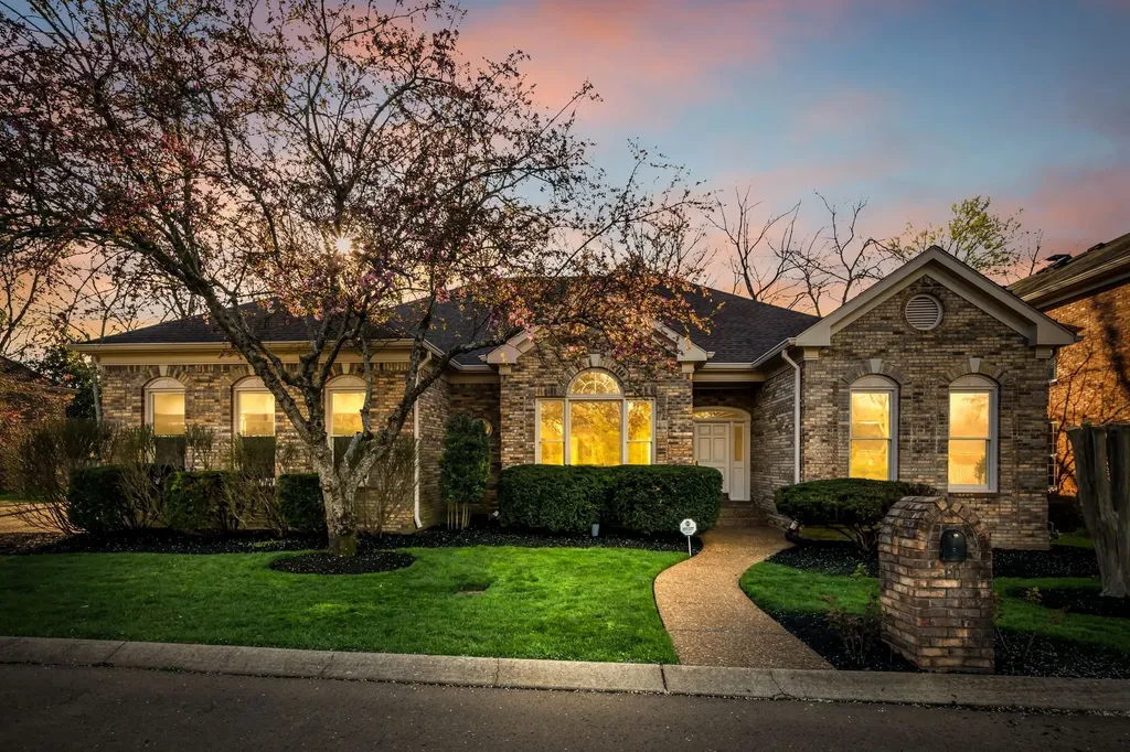 20 Lexington Green Nashville TN 37215