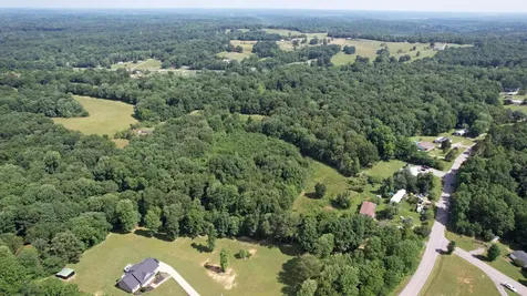 4370 Old Metal Road Palmyra TN 37142