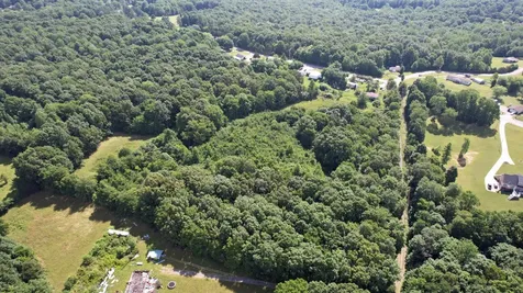 4370 Old Metal Road Palmyra TN 37142
