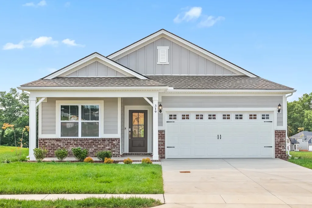 319 Lacewing Lane Clarksville TN 37043