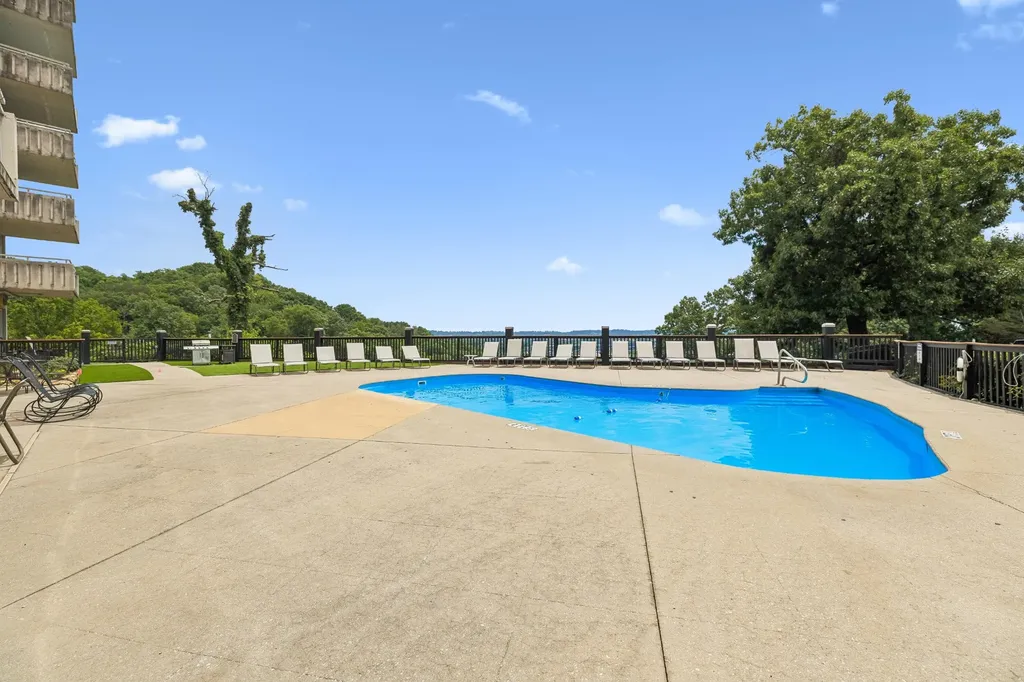 1131 Stringers Ridge Road Chattanooga TN 37405