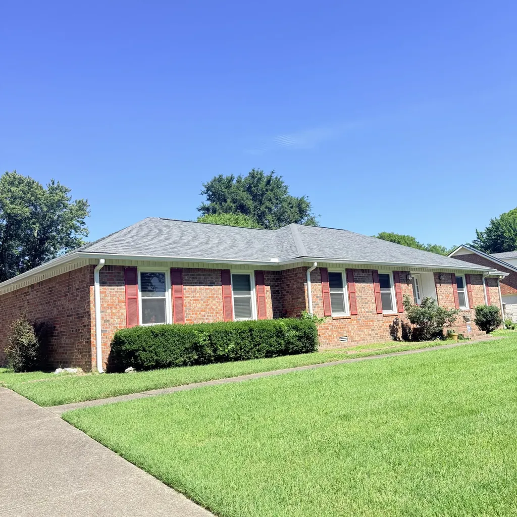 2318 Riverstone Drive Murfreesboro TN 37128