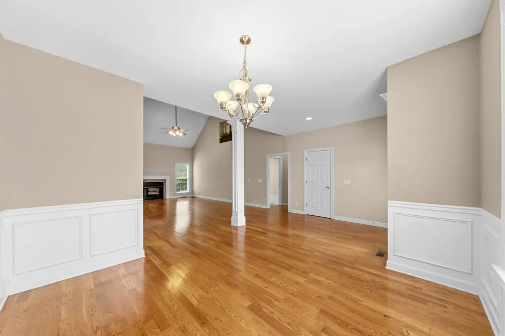 3004 Viewpointe Way Columbia TN 38401