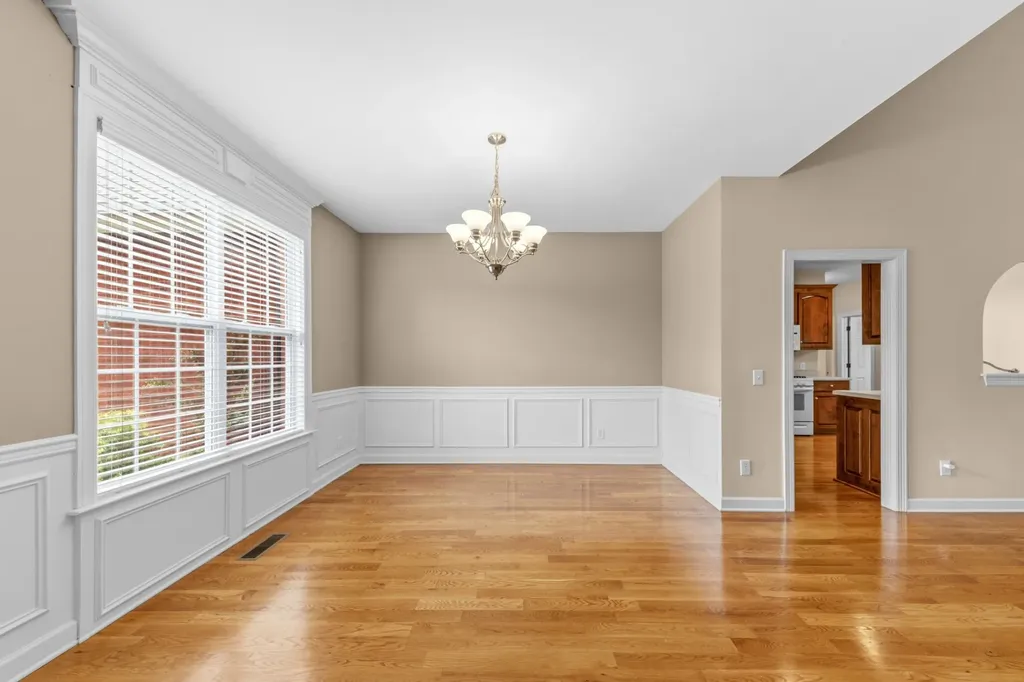 3004 Viewpointe Way Columbia TN 38401