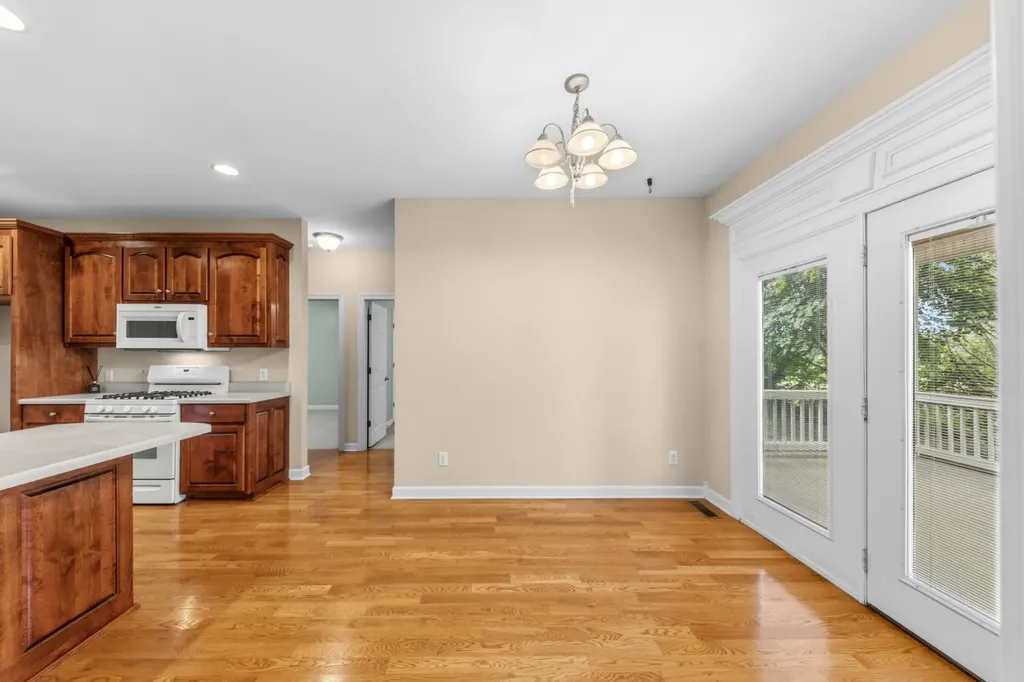 3004 Viewpointe Way Columbia TN 38401