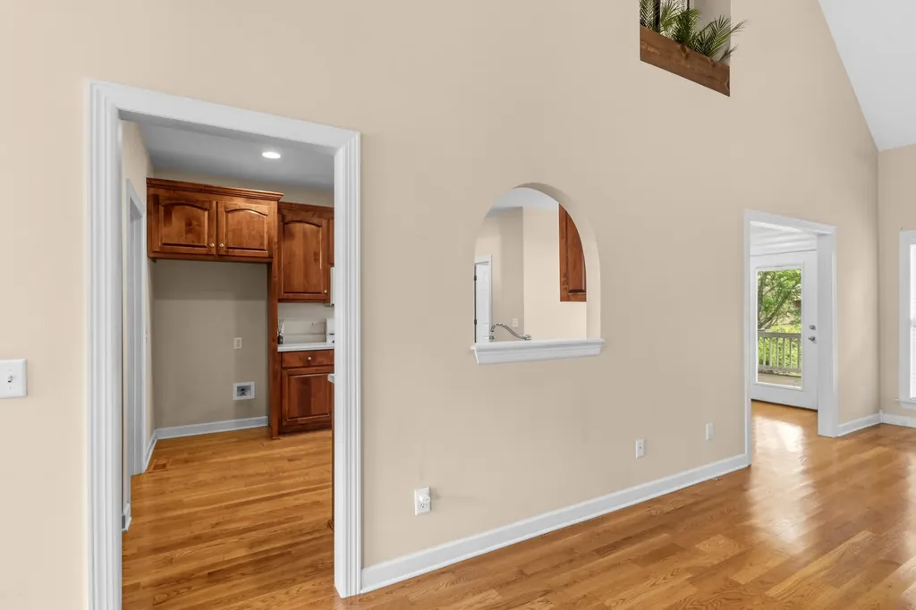 3004 Viewpointe Way Columbia TN 38401