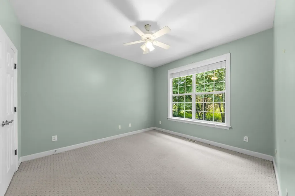 3004 Viewpointe Way Columbia TN 38401