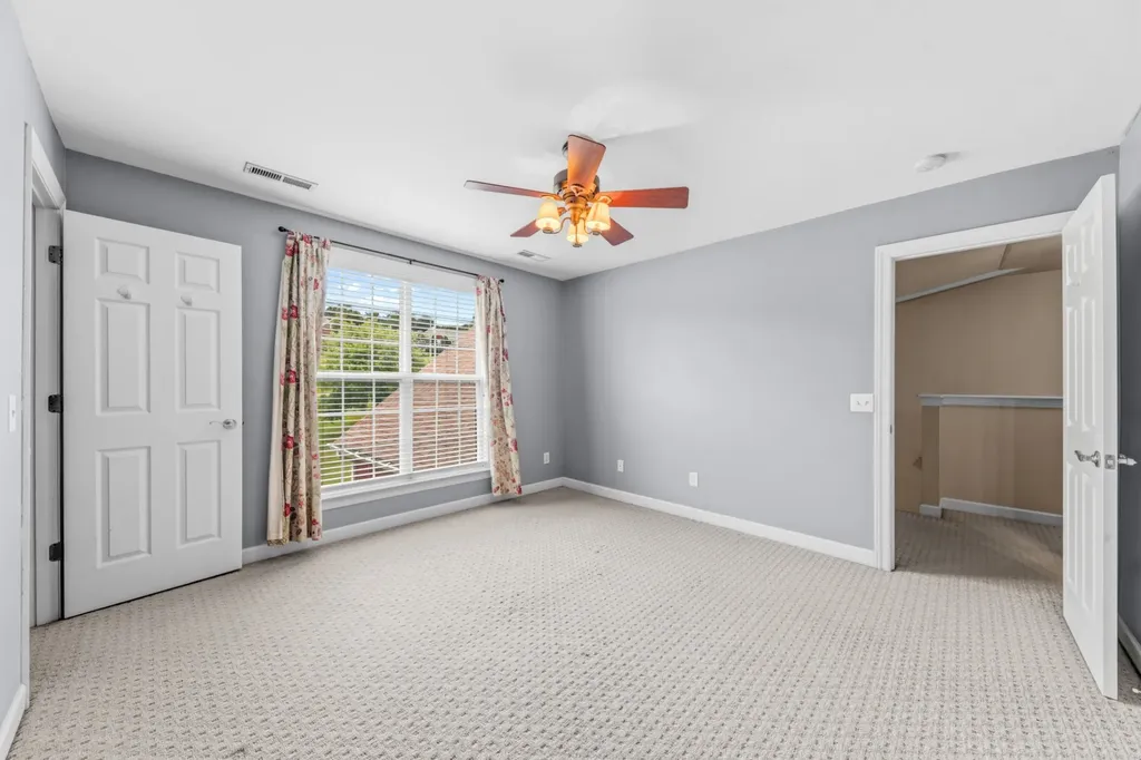 3004 Viewpointe Way Columbia TN 38401
